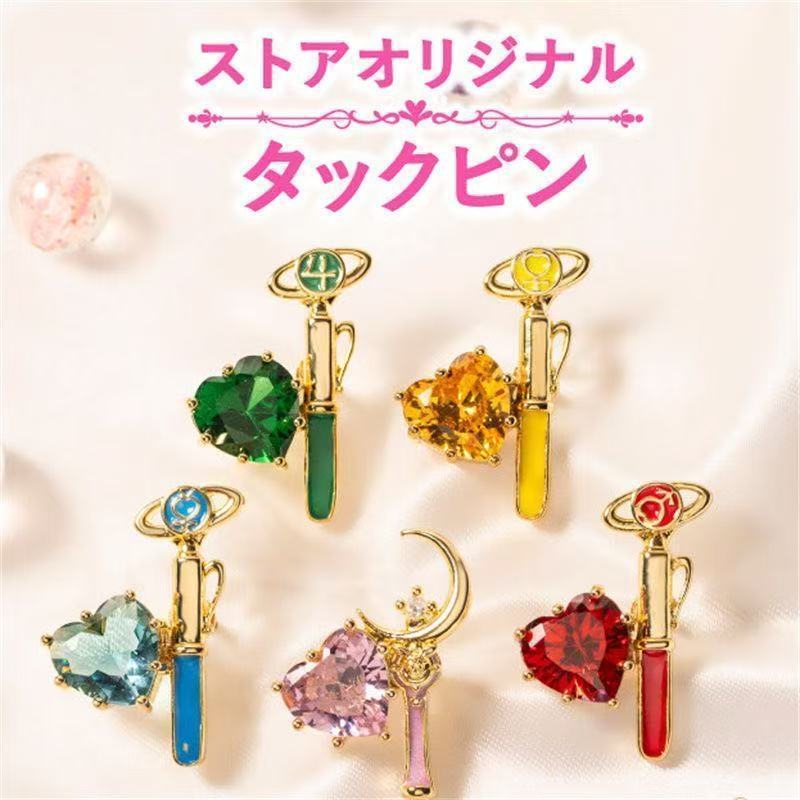 Broszka Sailor Moon, przypinka – Sailor Moon Wand recenzja i cena